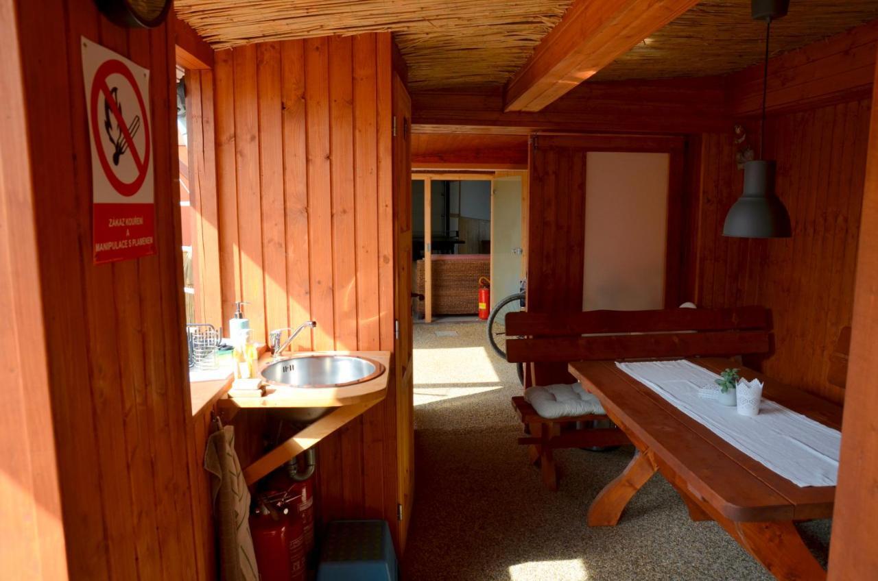 Apartmány Marco Polo Lednice Exterior foto